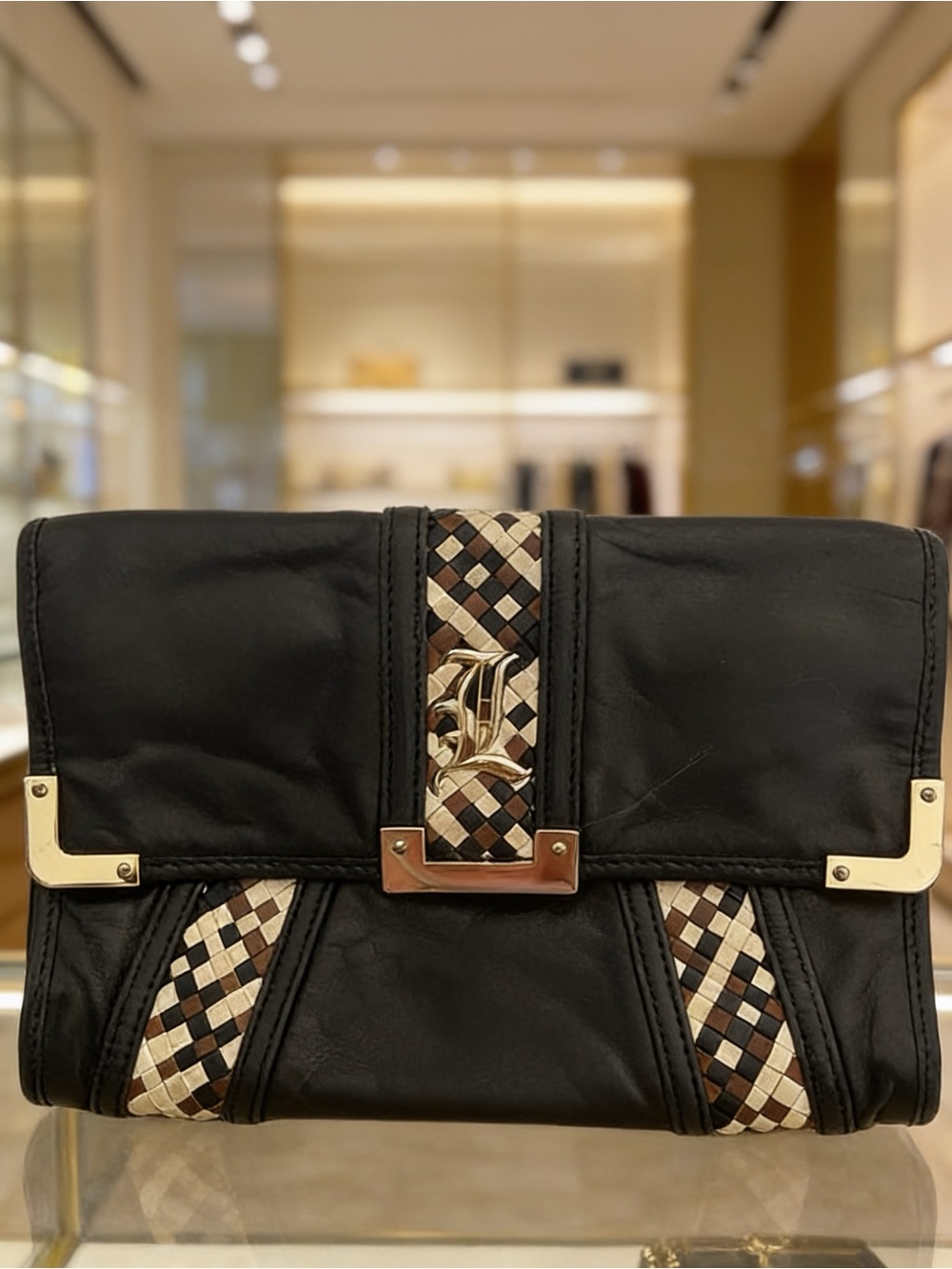 ๐ L.A.M.B. Clutch - Picture 10 of 11